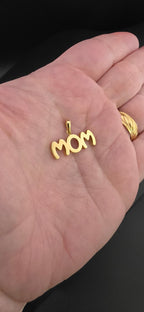 MOM