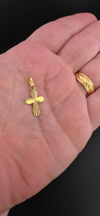 Rounded Beveled Cross