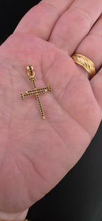 Onyx Cross