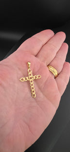 Chain Link Cross