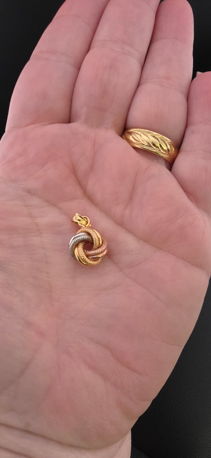 Knot Charm