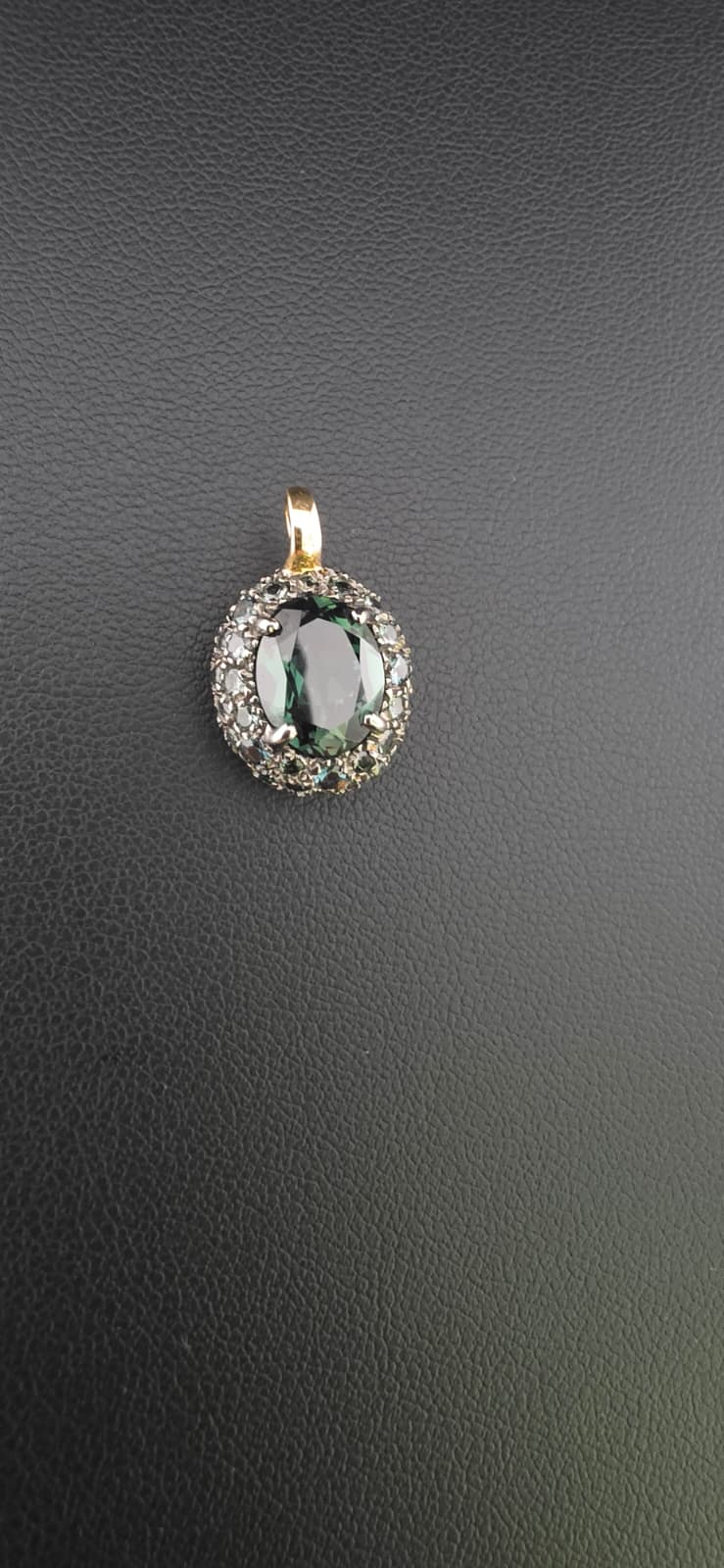 Green Lucky Seed Charm