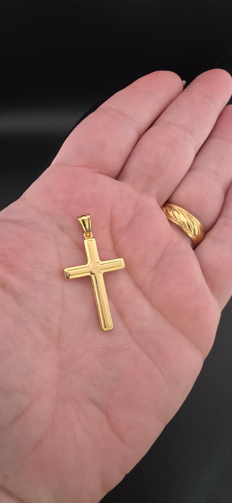 Cross with Center Line
