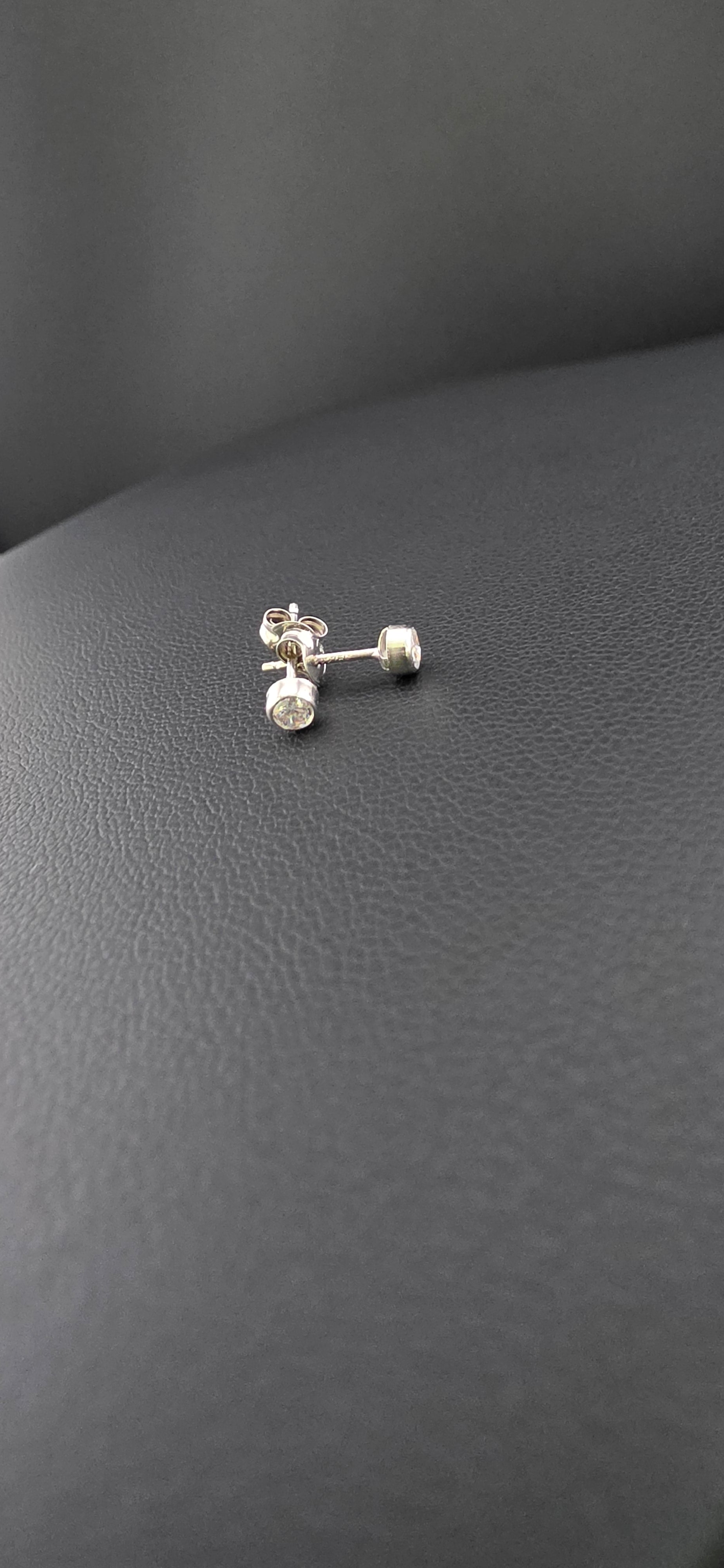 Earring Gold white