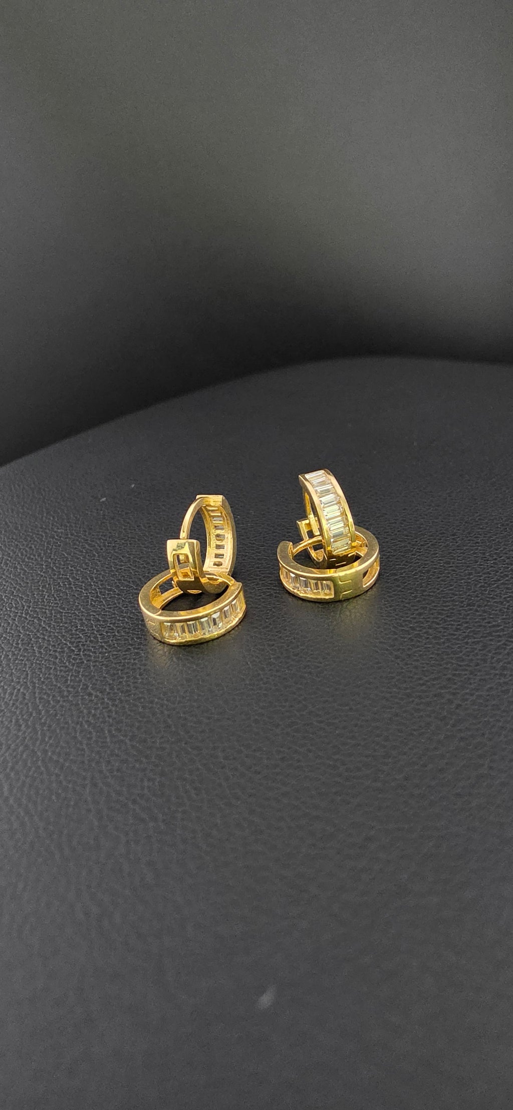 Huggie Earring