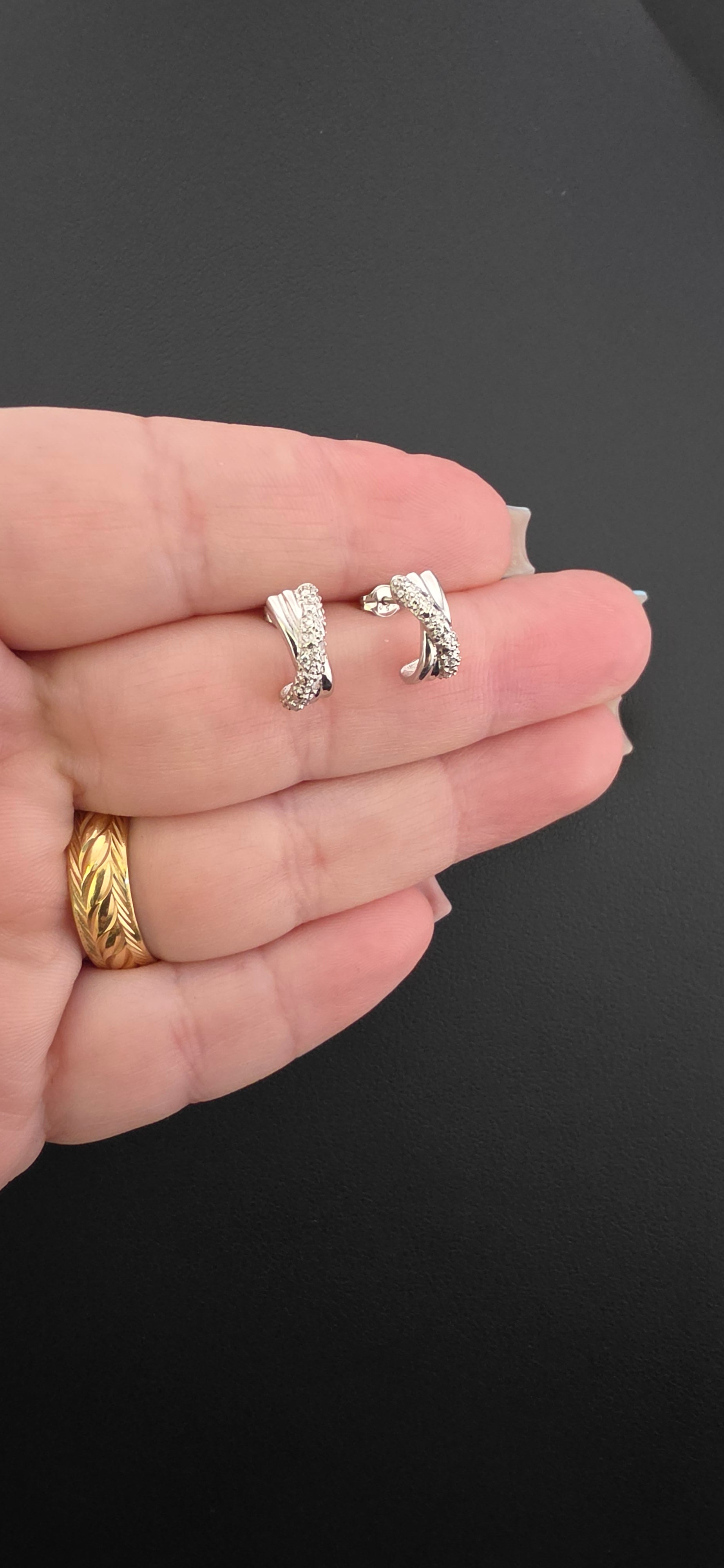 Earring Gold White