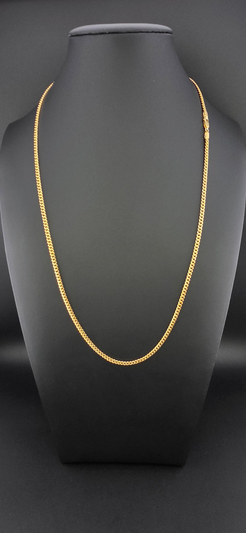Chain Cuban