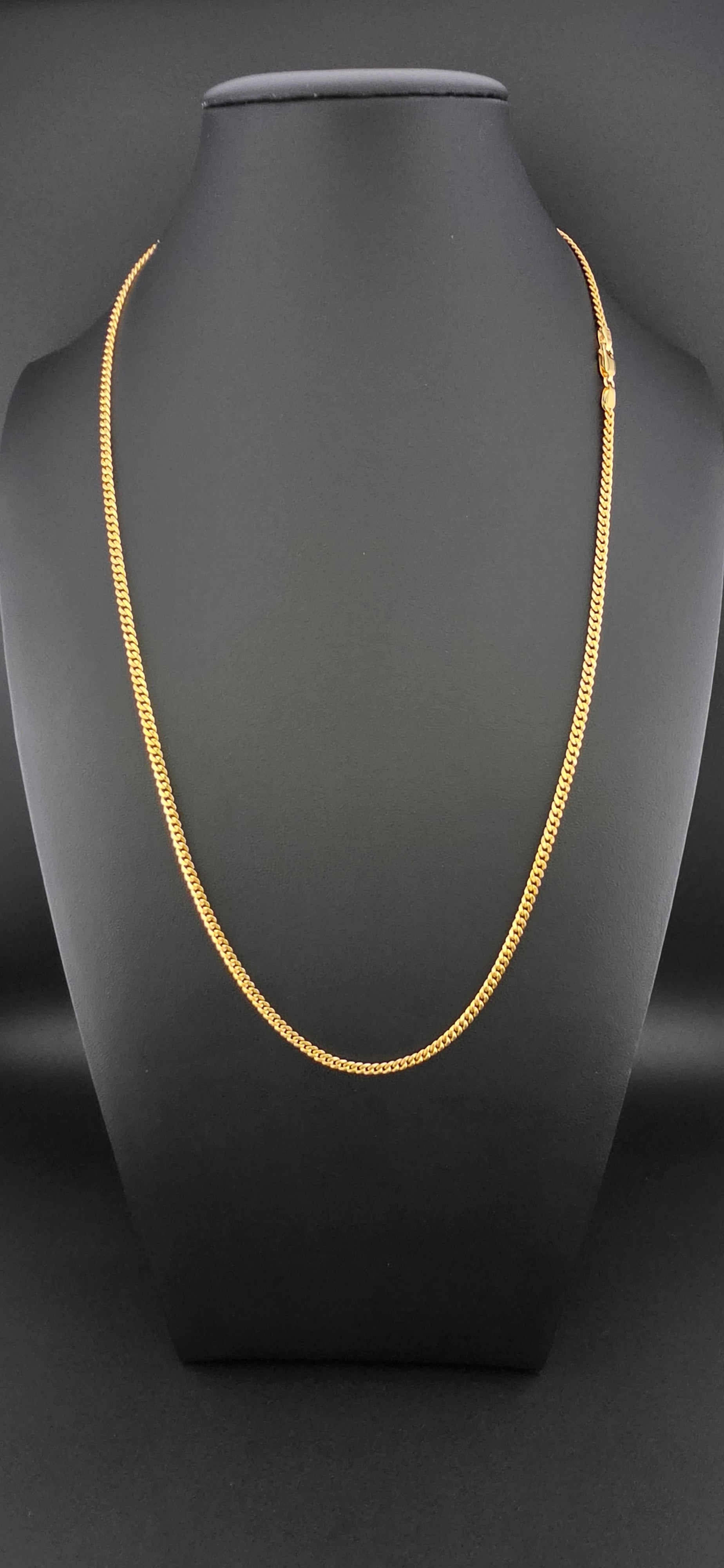 Chain Cuban