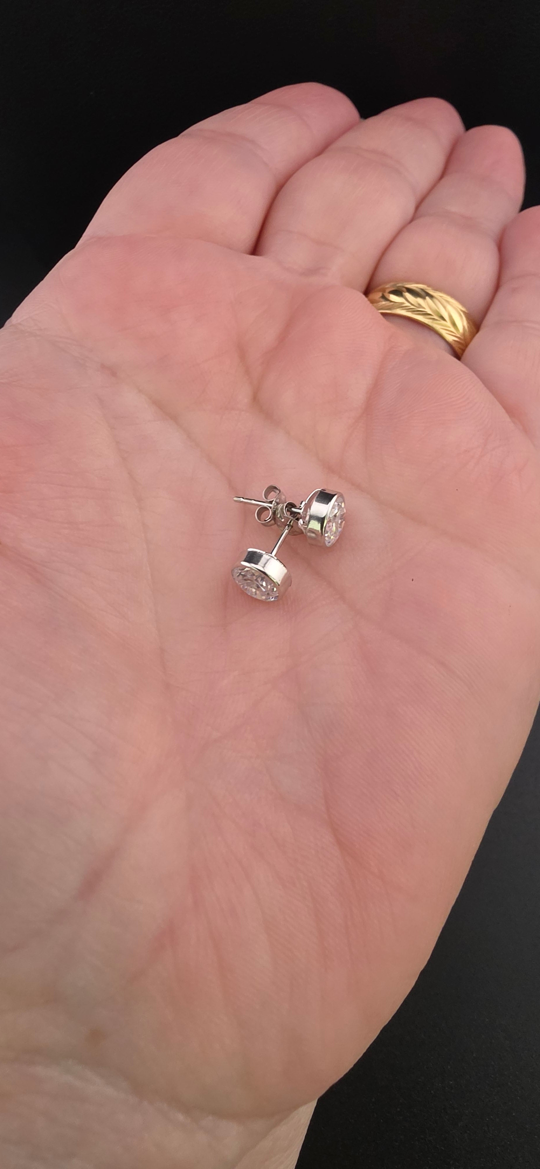 Earring