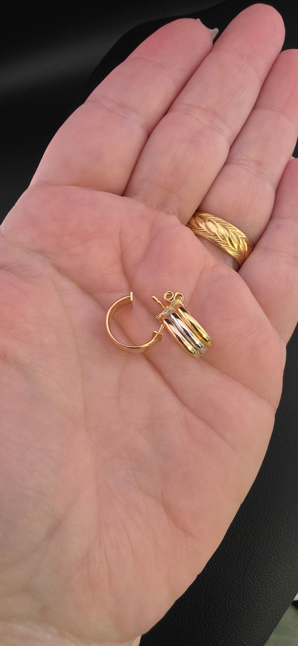 Hoop Earring 3 Gold