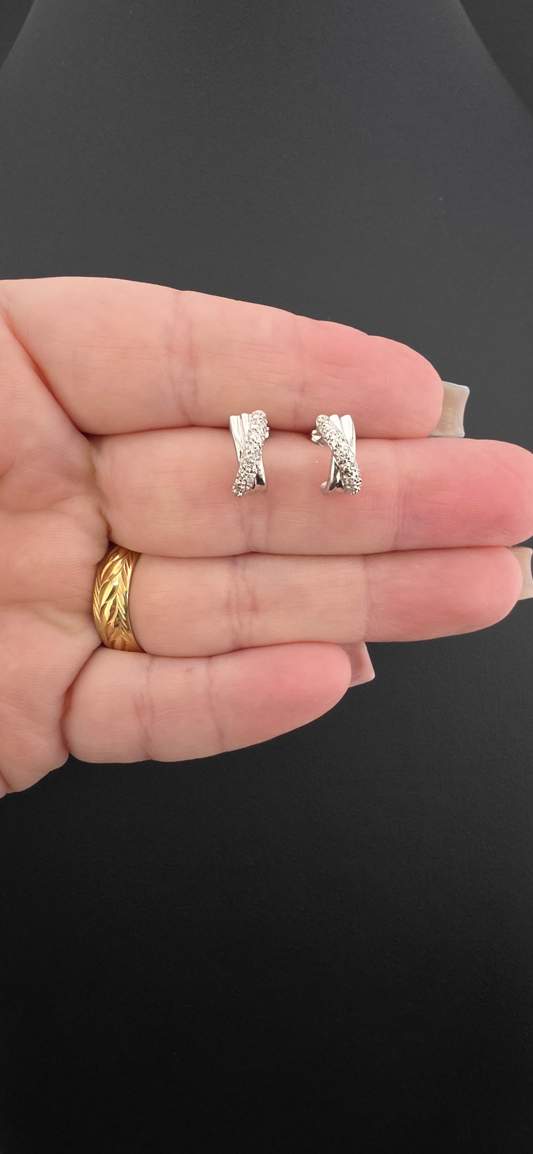 Earring Gold White