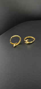 Huggie Earring Clou
