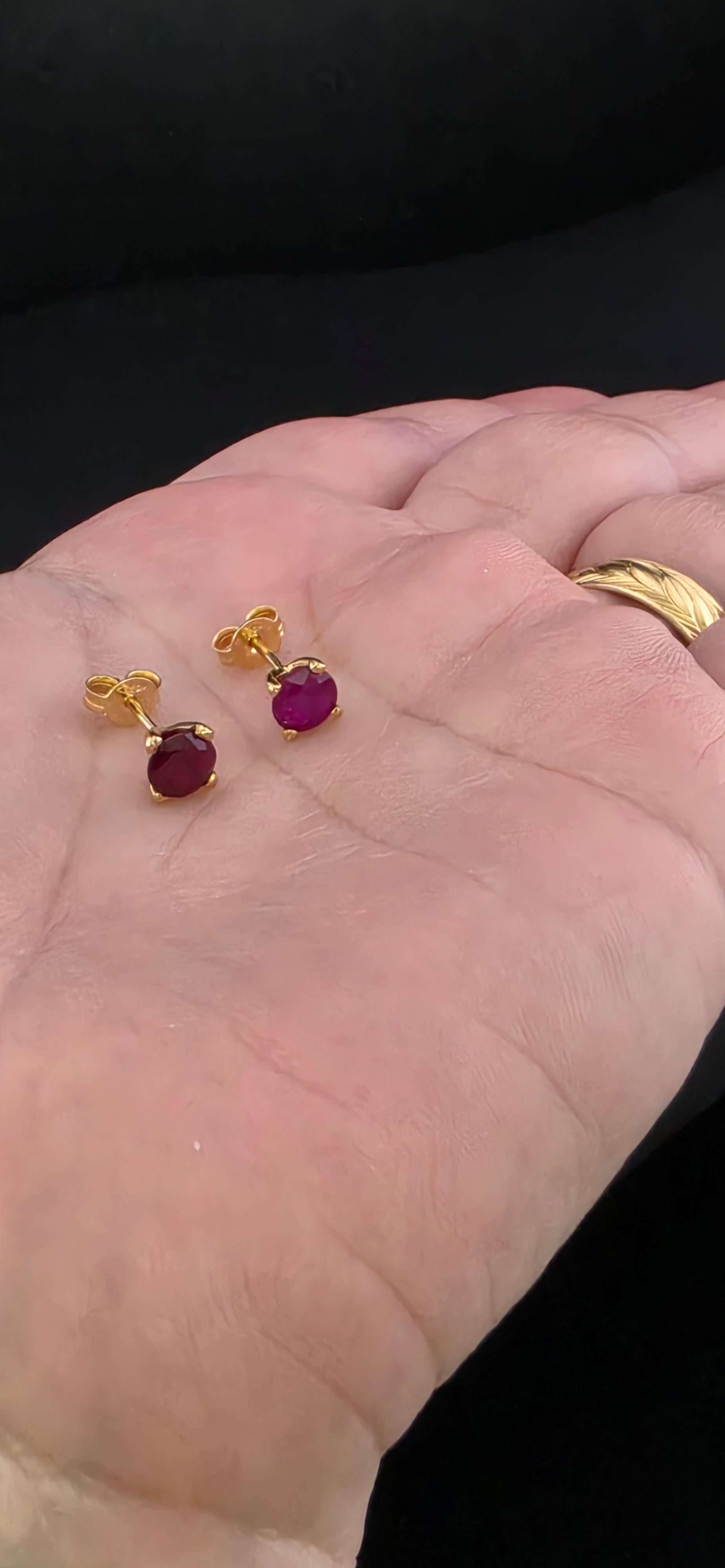 Earring Gem Rubí 0.5ct