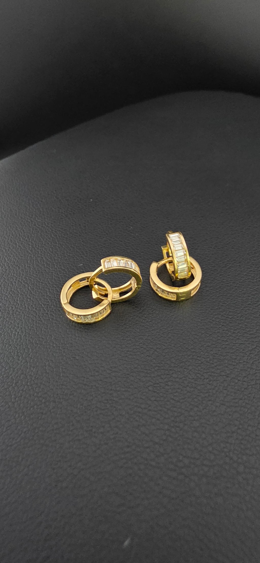 Huggie Earring