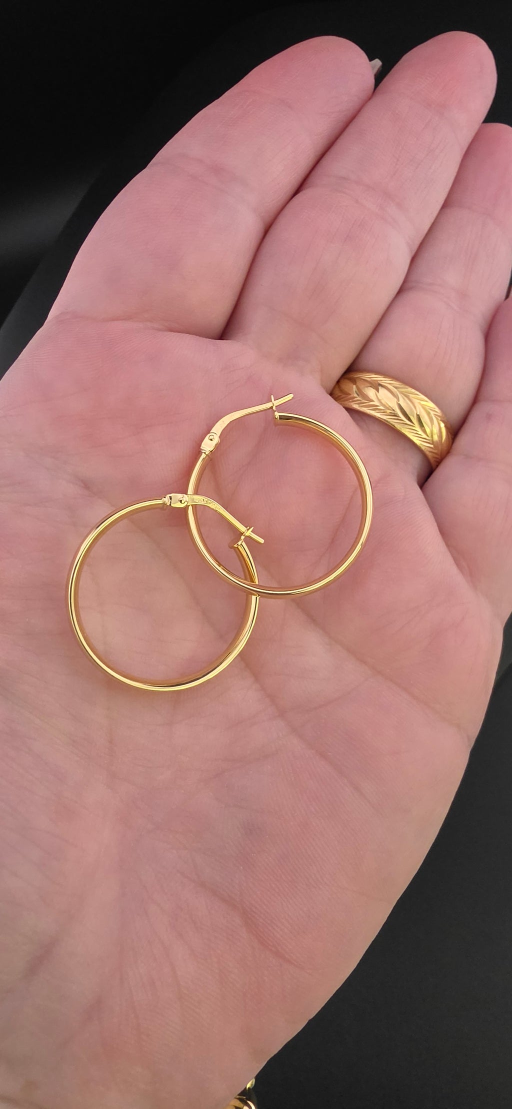 Hoop