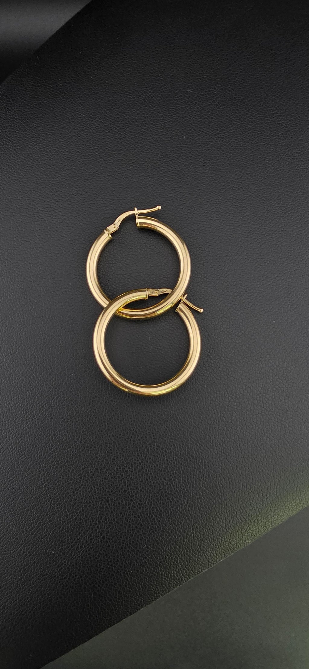 Hoop