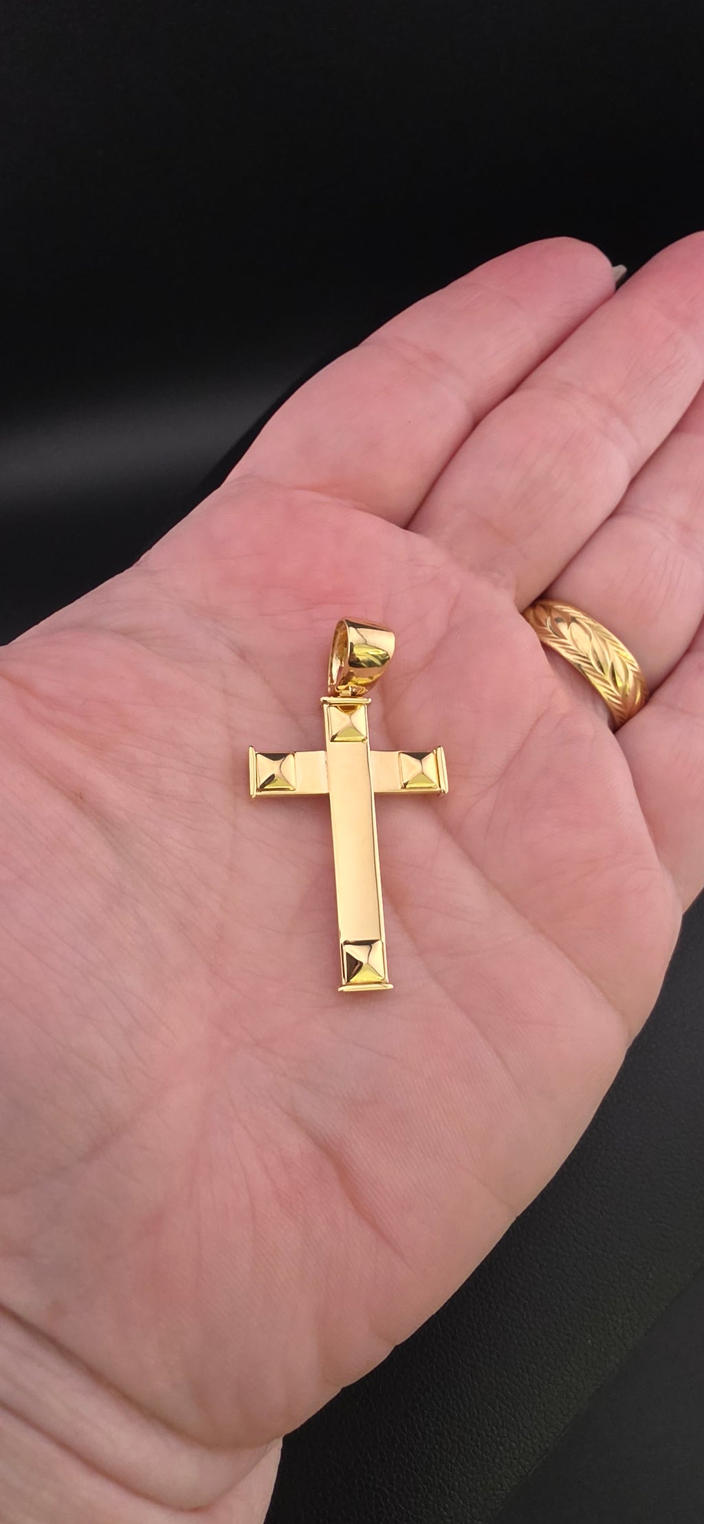 Cross