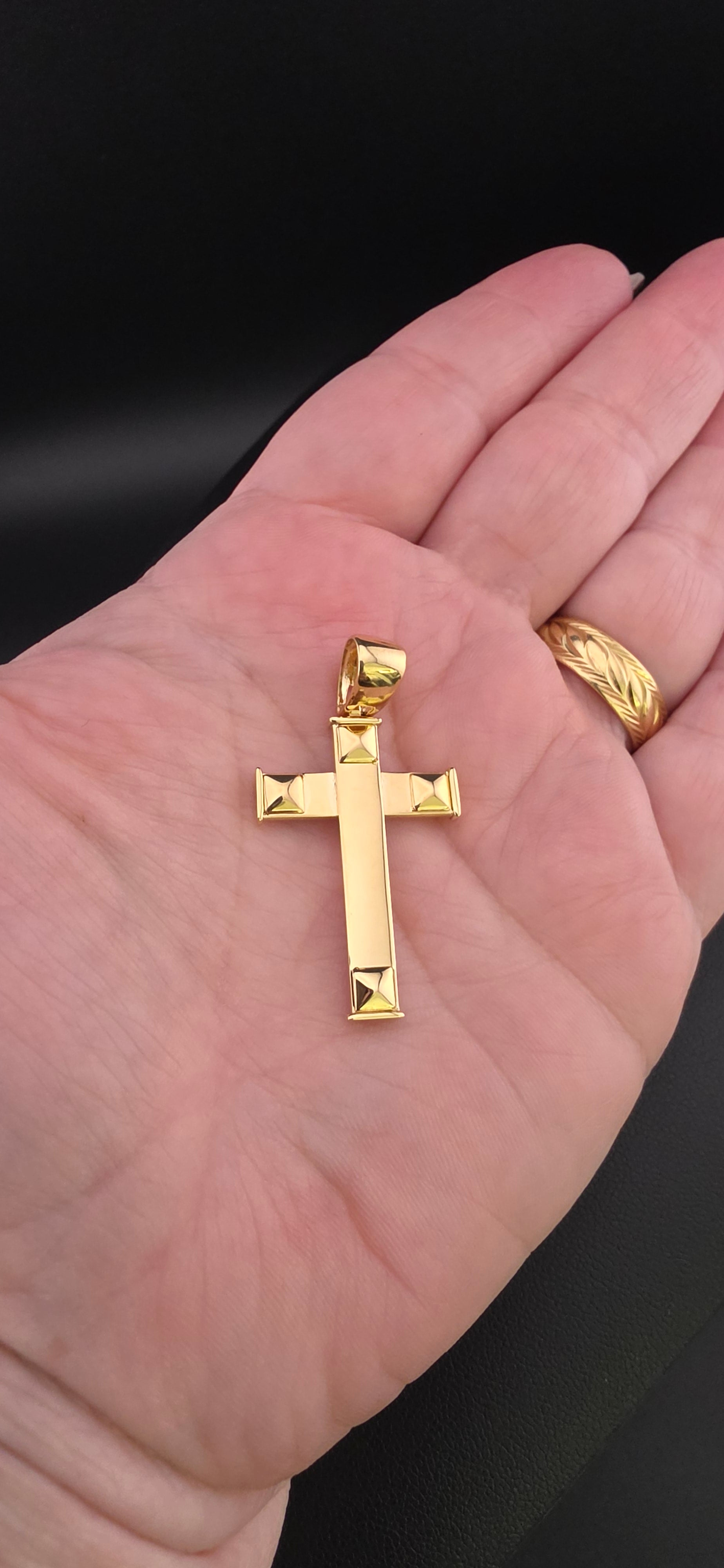 Cross
