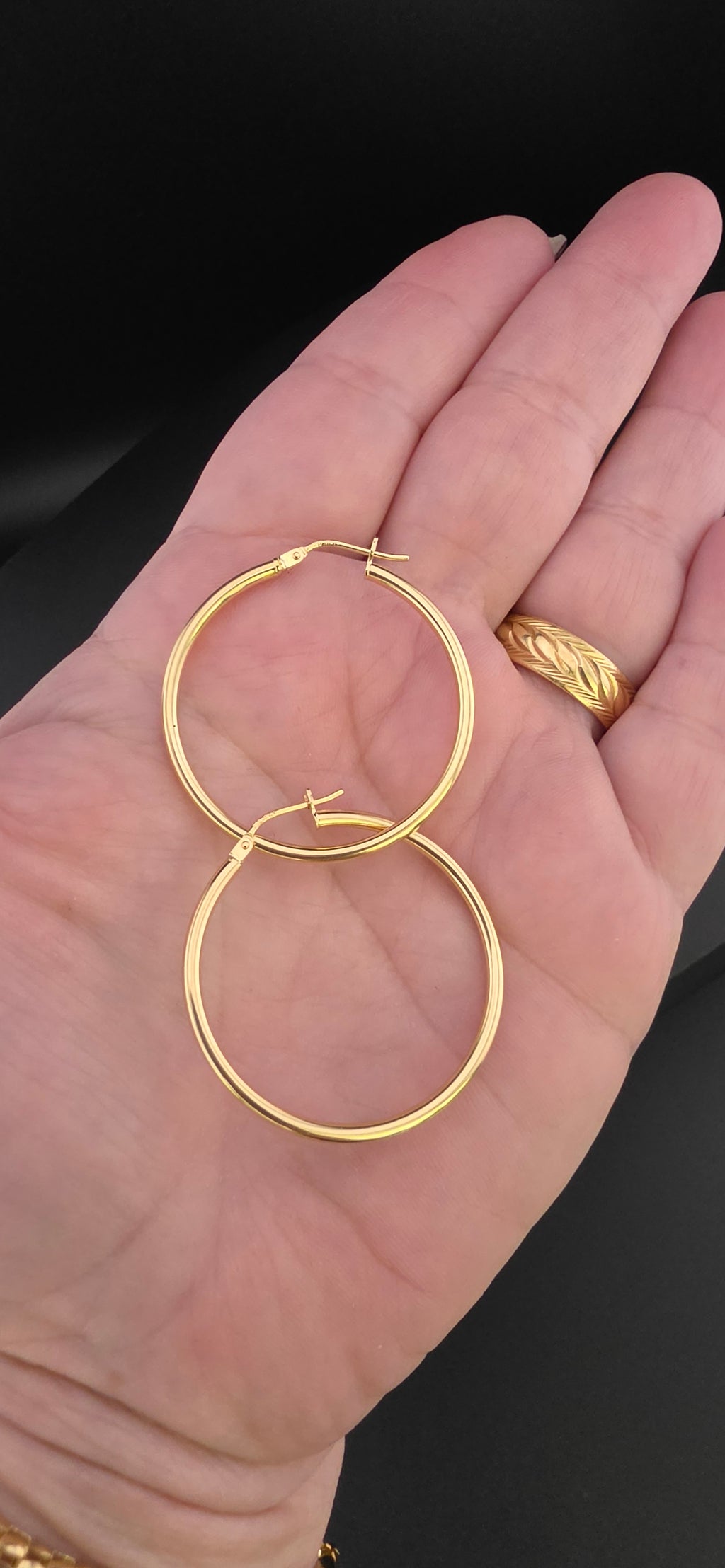 Hoops