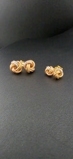 Knot 3 Gold Earrings