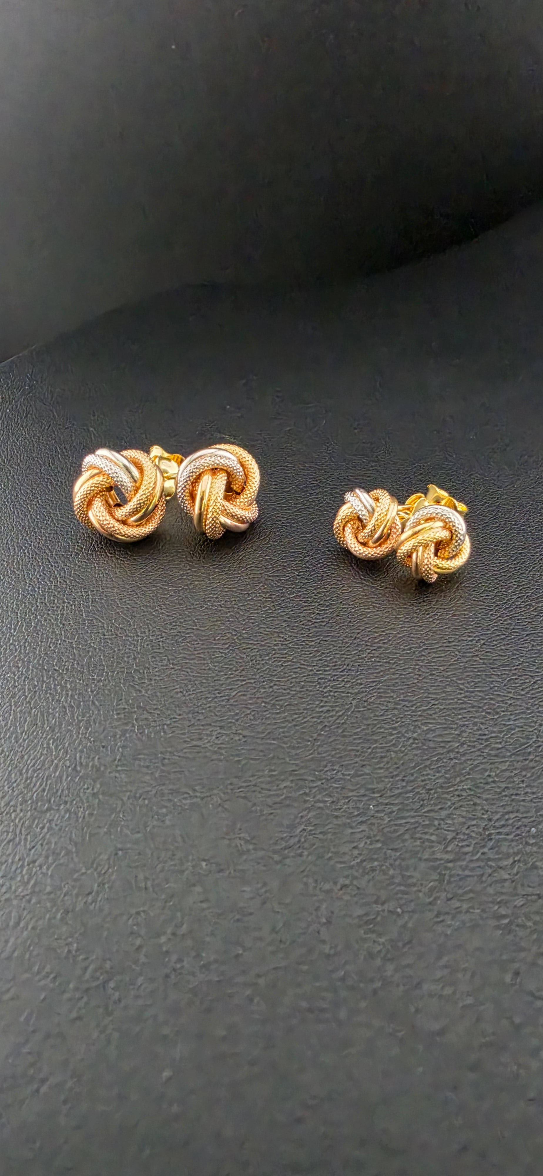 Knot 3 Gold Earrings