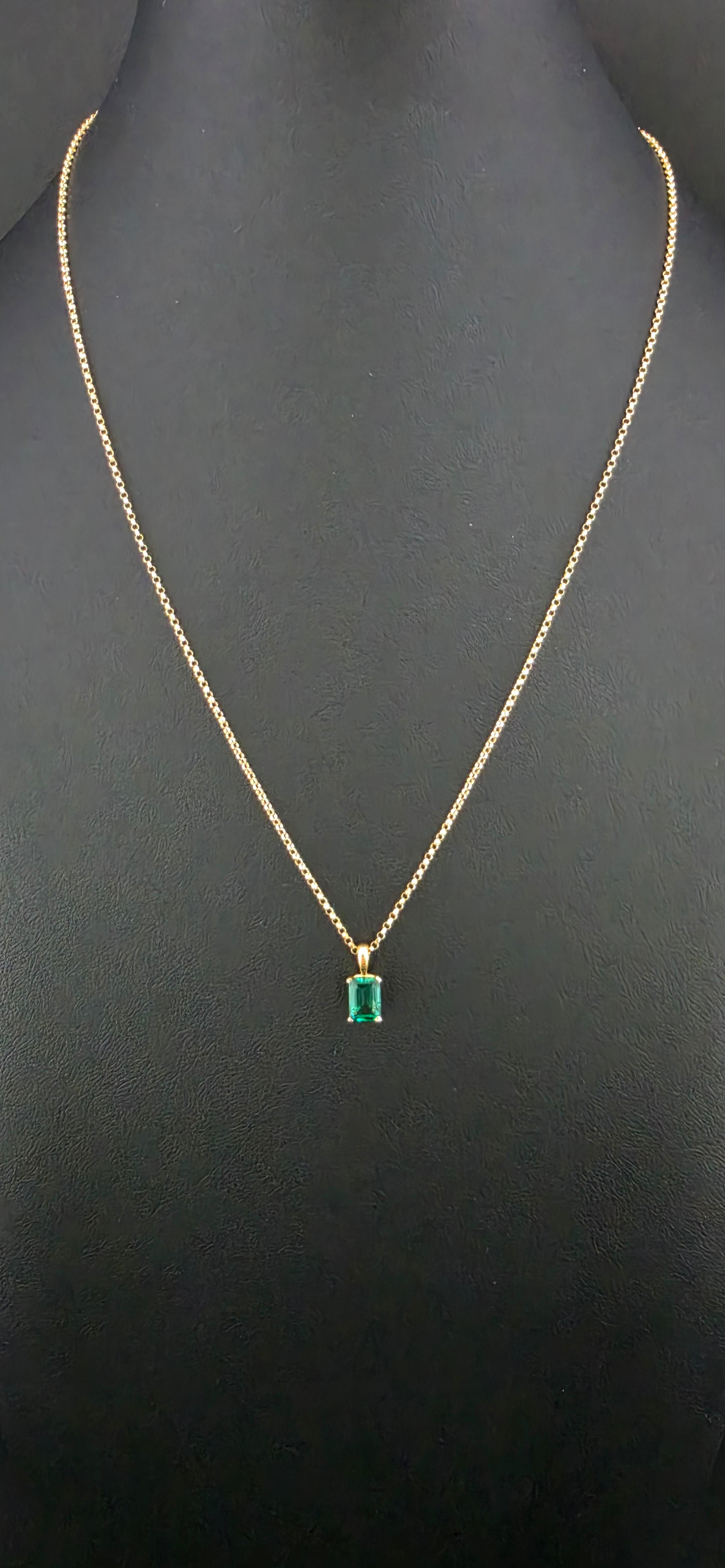 Esmerald 1ct Pendant